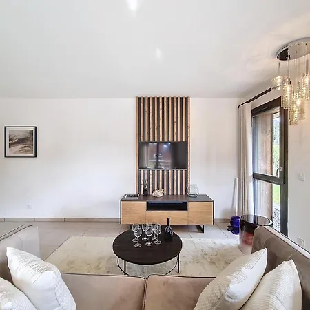 Sika-appartement-6pers-jacuzzi Апартаменты *